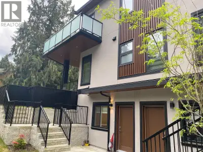 Available ASAP. Bright and well-designed 1 Bed, 1 Bath ground-level walkout suite in a newly built (...