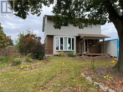 UPPER LEVEL - 14 BISHOPSGATE AVENUE Hamilton (Thorner), Ontario