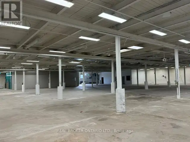 3C-C - 5900 THOROLD STONE ROAD Niagara Falls (Cherrywood), Ontar in Commercial & Office Space for Rent in St. Catharines - Image 3