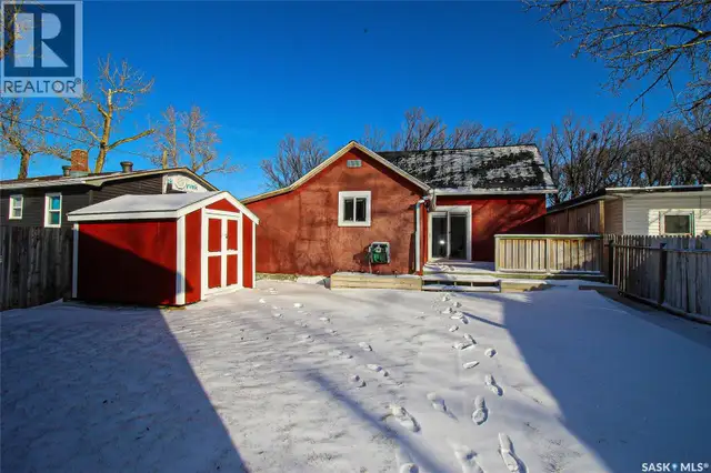 689 2ND STREET W Shaunavon, Saskatchewan in Houses for Sale in Swift Current - Image 27