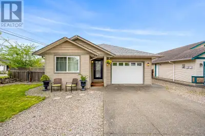Welcome to easy living in the heart of Cumberland! This charming 3 bed, 2 bath rancher is nestled in...