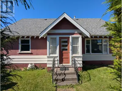 4 bedroom 2 bathroom home in downtown Smithers. Zoned C-1A this property has one of the most flexibl...