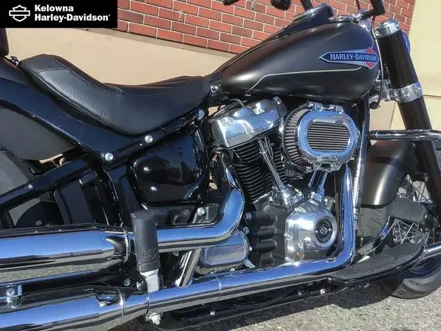 2021 Harley-Davidson Softail FLSL - Slim in Street, Cruisers & Choppers in Kelowna - Image 13