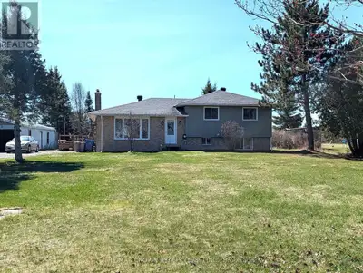 Welcome to peaceful country living in Corbeil. This well maintained and pre-inspected 4-levelside sp...
