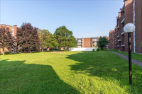 Renovated Akelius two bedroom apartment for rent. Located near Quatre-Bourgeois in the Plateau Saint... (image 8)