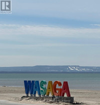 81 ROYAL BEECH DR Wasaga Beach, Ontario