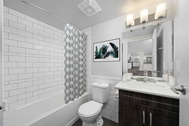 3 Bedroom Apartment for Rent - 75 Thorncliffe Park Dr in Long Term Rentals in Markham / York Region - Image 11