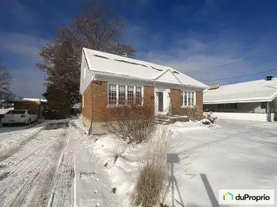 Belle propriété très ensoleillée, située dans un quartier tranquille à Shawinigan-Sud. Ma maison est...