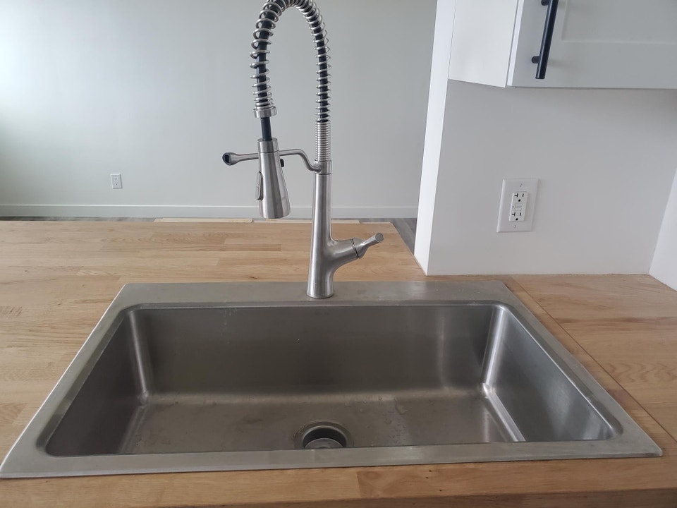 1915 Portage Avenue - 1 Bedroom Apartment for Rent 4