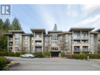 313 9319 UNIVERSITY CRESCENT Burnaby, British Columbia