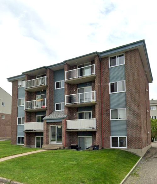 Grand 4 ½ à louer – Lévis (Charny) 4366 Rue du Rapide – Secteur des chutes Situé au dernier étage d’...