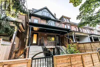 D - 22 LANSDOWNE AVENUE Toronto (Roncesvalles), Ontario