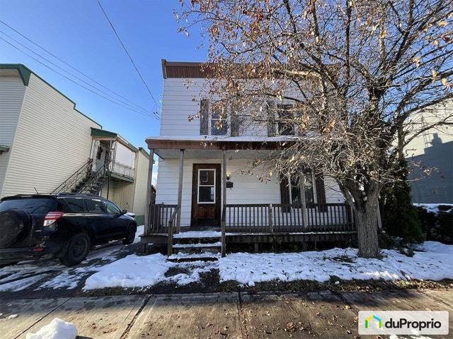 $300,000 - 2 Storey for sale in Ste-Therese — photo 1