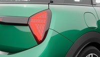 MINI Laval vous présente la puissante et pratique *MINI Cooper S 5 portes 2026*. Grâce ? sa disposit... (image 7)