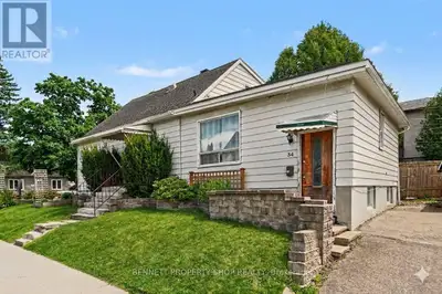 Incredible opportunity to own a triplex steps from the Rideau Canal in the highly sought-after Old O...