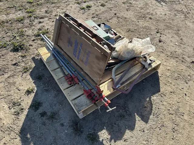 UNKNOWN MISC TOOLS in Heavy Trucks in Saskatoon - Image 9