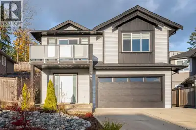 Beautiful custom-built 6 bedroom, 4 bathroom home on a quiet no-thru street offering stunning views...