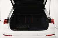 Traction intégrale Audi quattro / Modèle Komfort avec l'Ensemble Canada Edition / Roues 19 pouces /... (image 8)