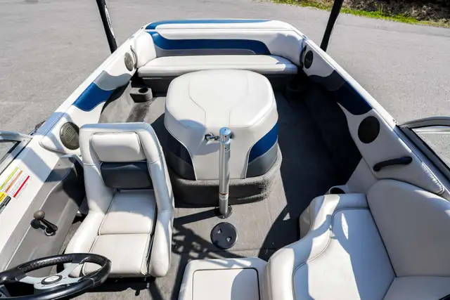 2004 Moomba Outback in Powerboats & Motorboats in Rimouski / Bas-St-Laurent - Image 21