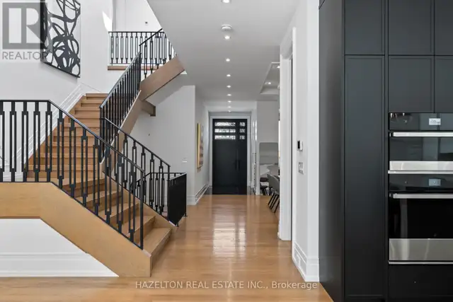 71 YORKVIEW DRIVE Toronto (Willowdale West), Ontario in Houses for Sale in City of Toronto - Image 9
