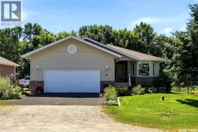 Location, lifestyle, and long-term value come together at this immaculate, move-in-ready home in the...