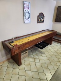 9' Classic Shuffleboard Table – Legacy Billiards | Port Finish Mississauga / Peel Region Toronto (GTA) Preview