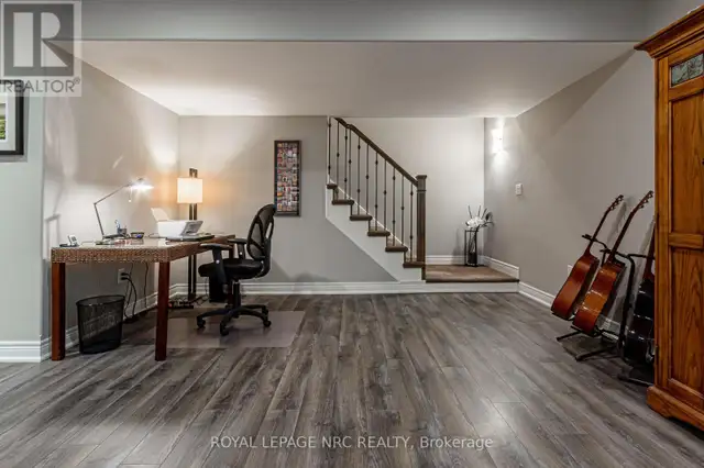 17 STONERIDGE CRESCENT Niagara-on-the-Lake (St. Davids), Ontario in Houses for Sale in St. Catharines - Image 21