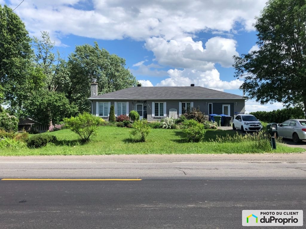 $990,000 - Farm for sale in St-Cuthbert — photo 1