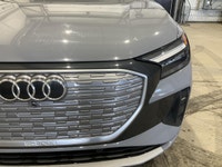 // JAMAIS ACCIDENTÉ! //Ce Audi Q4 e-tron 2024 usagé, offert chez AutoStudio 72 à Mirabel, propose un... (image 6)