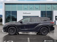 This Toyota Highlander delivers a Intercooled Turbo Regular Unleaded I-4 2.4 L/146 engine powering t... (image 1)