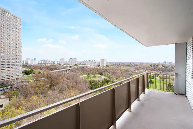 1 Bedroom Apartment for Rent - 79 Thorncliffe Park Dr in Long Term Rentals in Markham / York Region - Image 12