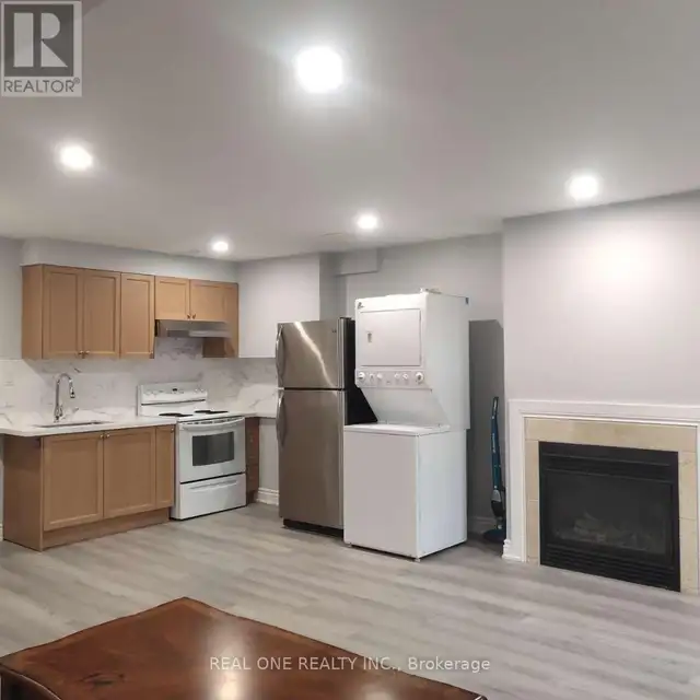 LOWER - 177 NORTON AVENUE Toronto (Willowdale East), Ontario in Long Term Rentals in City of Toronto - Image 9