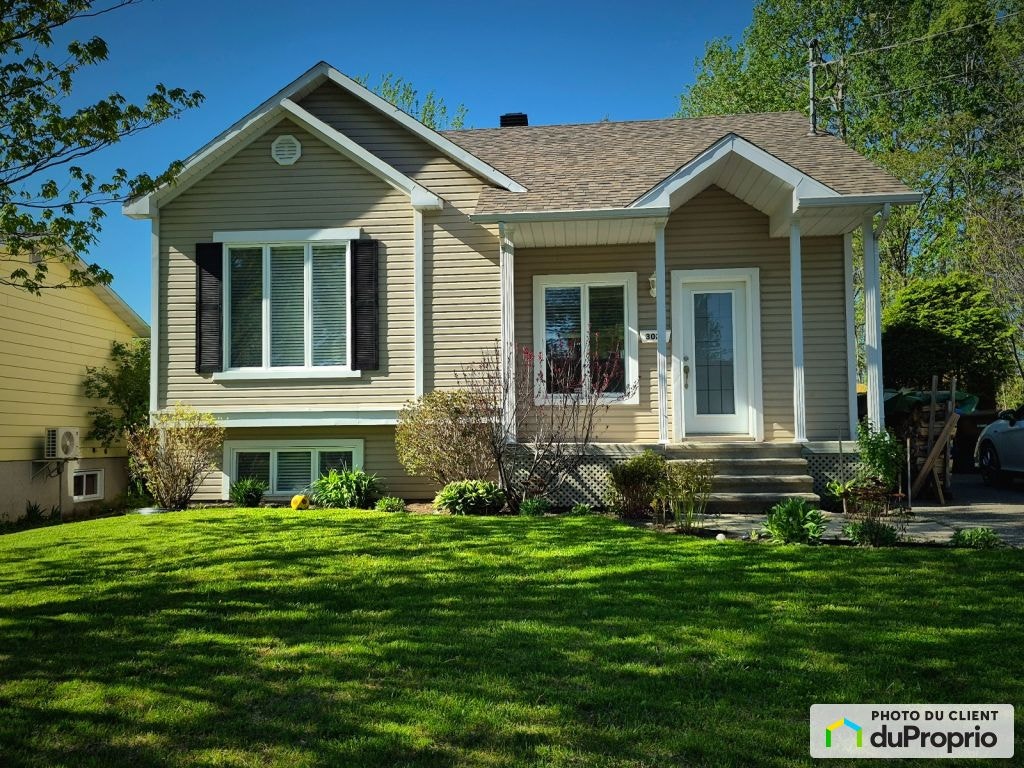 $475,000 - Bungalow for sale in Sherbrooke (Fleurimont) — photo 1