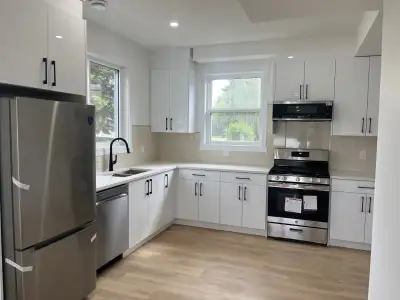 First month free plus a $500 move-in credit with 13-month lease - An average rent of $2,000! Be the...