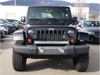 2011 JEEP WRANGLER UNLIMITED SPORT - 6-SPEED MANUAL - BC VEHICLE - HEATED FRONT SEATS - KEYLESS ENTR... (image 3)