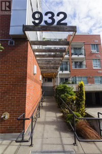 401 932 Johnson St Victoria, British Columbia