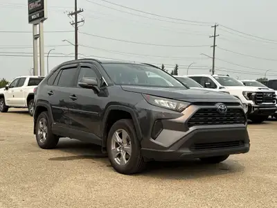 AMVIC Licensed Dealer * Hybrid * All-Wheel Drive * Heated Front Seats * Rear Vision Camera * Cruise...