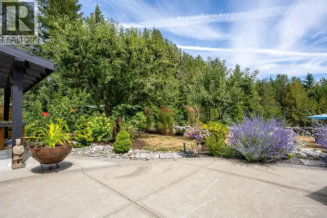 3840 SMALL Rd Courtenay, British Columbia in Houses for Sale in Comox / Courtenay / Cumberland - Image 6