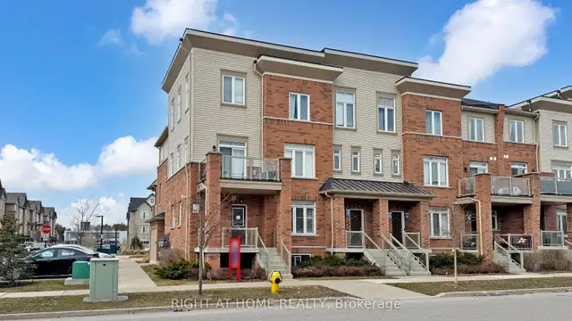 3 Bedroom Townhouse For Sale in Pickering