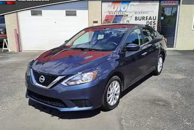 2017 Nissan Sentra SV + TOIT OUVRANT + SIEGES CHAUFFANTS + A/C + CAMERA + BLUETOOTH NIV: 3N1AB7AP7HL...