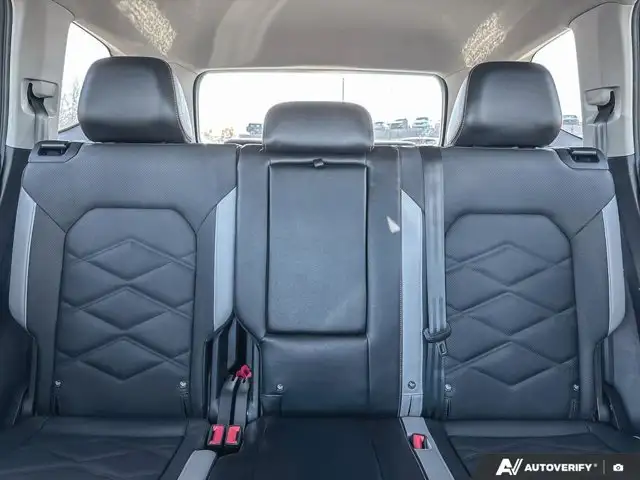 2024 Volkswagen Atlas Peak Edition | VW CERTIFIED | LEATHER in Cars & Trucks in Edmonton - Image 15