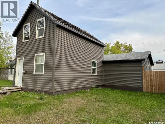 307 15th STREET W Prince Albert, Saskatchewan in Houses for Sale in Prince Albert - Image 3