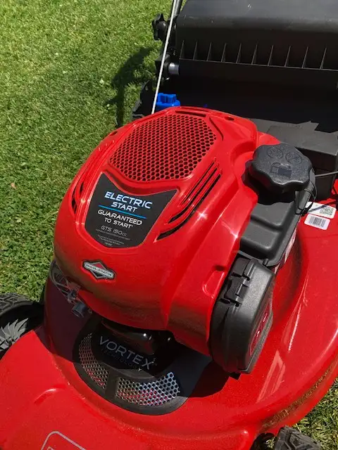 Toro 22" Recycler® Electric Start w/Personal Pace® (21464) Gas L in Lawnmowers & Leaf Blowers in Belleville - Image 6