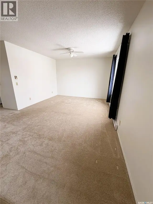 1005 Isabelle STREET Estevan, Saskatchewan in Houses for Sale in Regina - Image 3