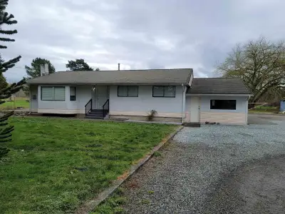 18242 8 AVENUE Surrey, British Columbia