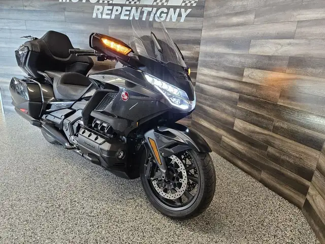 2021 Honda GL1800 Gold Wing Tour DCT GARANTIE 12 MOIS in Sport Touring in Laval / North Shore - Image 3