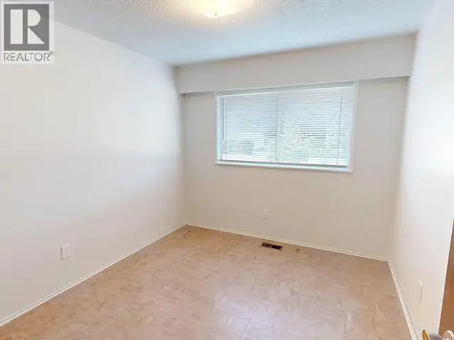 5044 MANSON AVE Powell River, British Columbia in Houses for Sale in Powell River District - Image 17