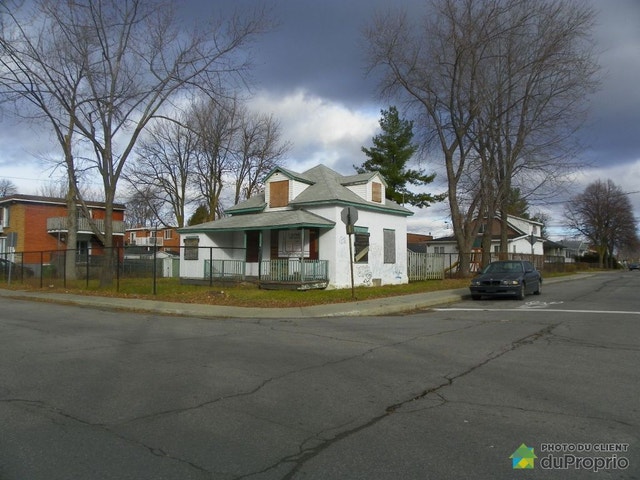 27e Avenue — photo 1
