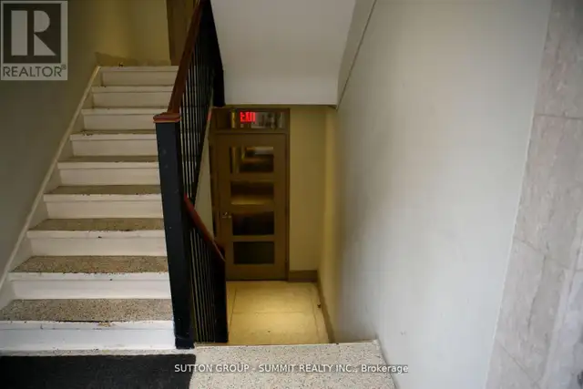 104 - 2615 KEELE STREET Toronto (Maple Leaf), Ontario in Long Term Rentals in City of Toronto - Image 3