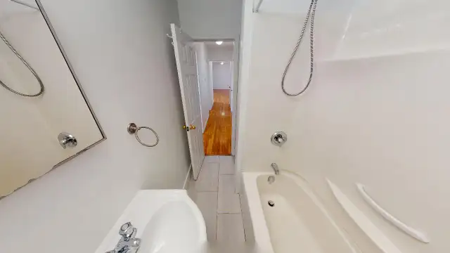 BRIGHT & SPACIOUS TWO BEDROOM APARTMENT IN WEST END HALIFAX!!! in Long Term Rentals in City of Halifax - Image 9